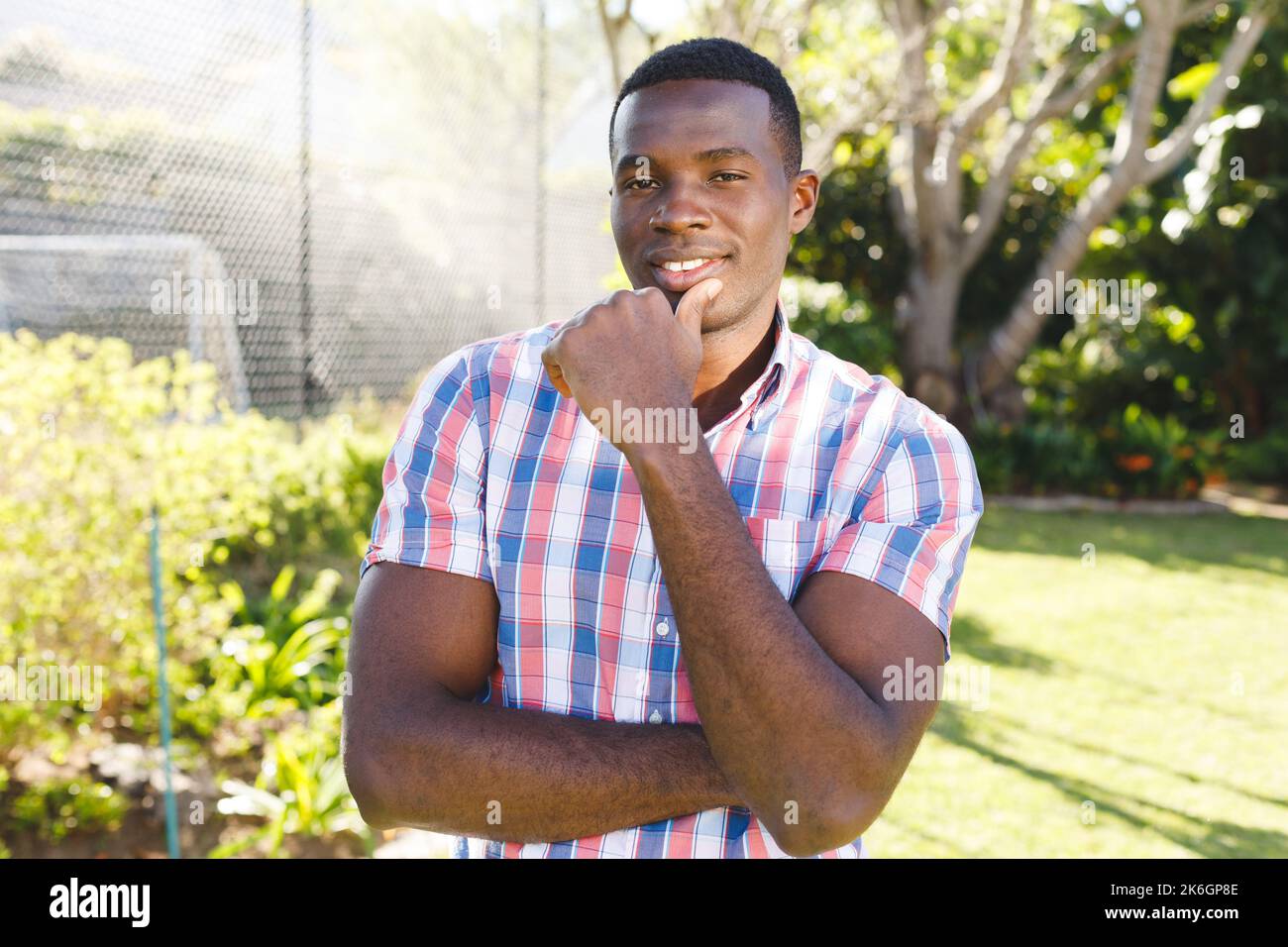 Portrait african american man standing hi-res stock photography and ...