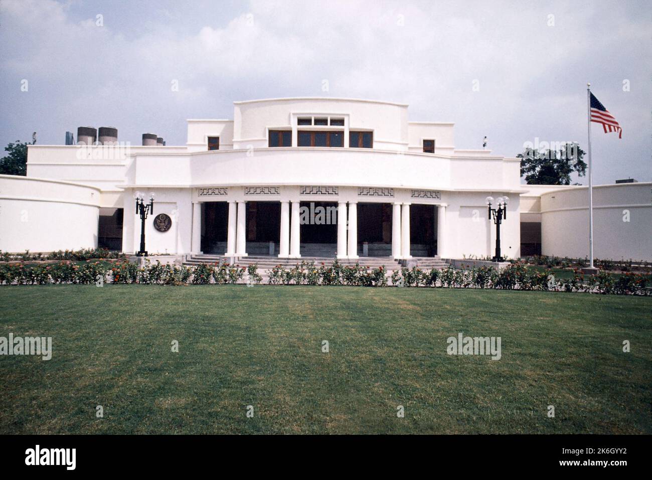 Lahore Consulate Office Building 1991, United States photographs