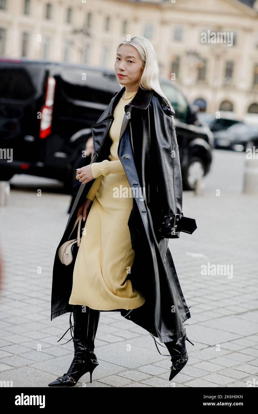 Street style, arriving at Schiaparelli Spring Summer 2023 presentation