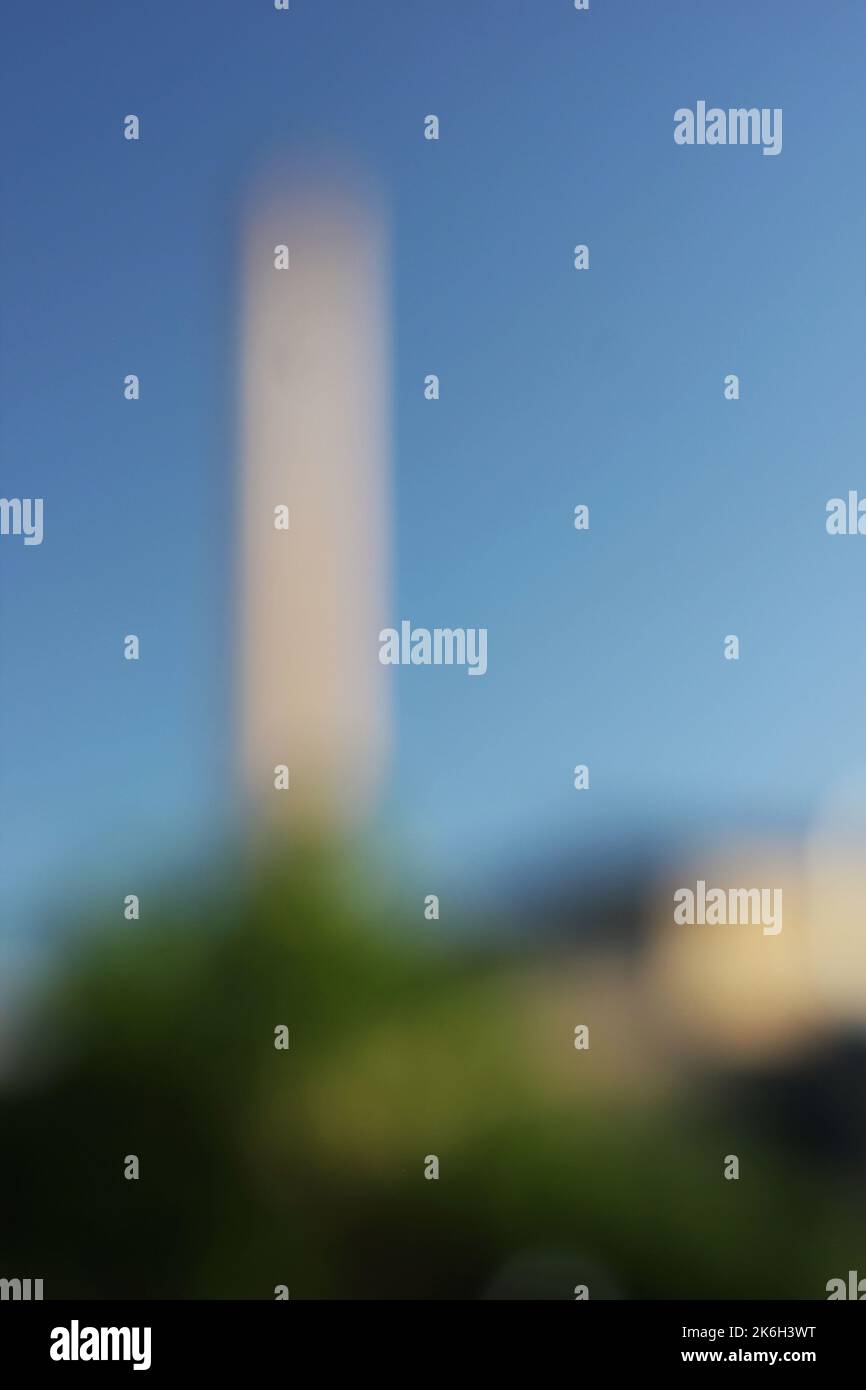 Tall thin building hi-res stock photography and images - Alamy