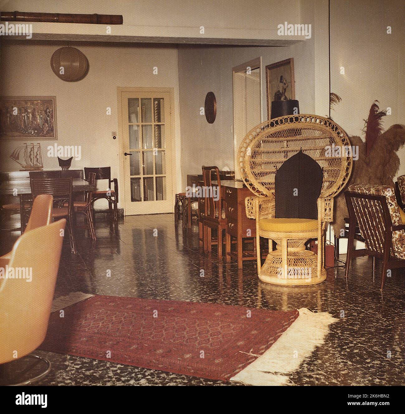 Merida - Mid-Level Position Residence - 1975, United States photographs ...