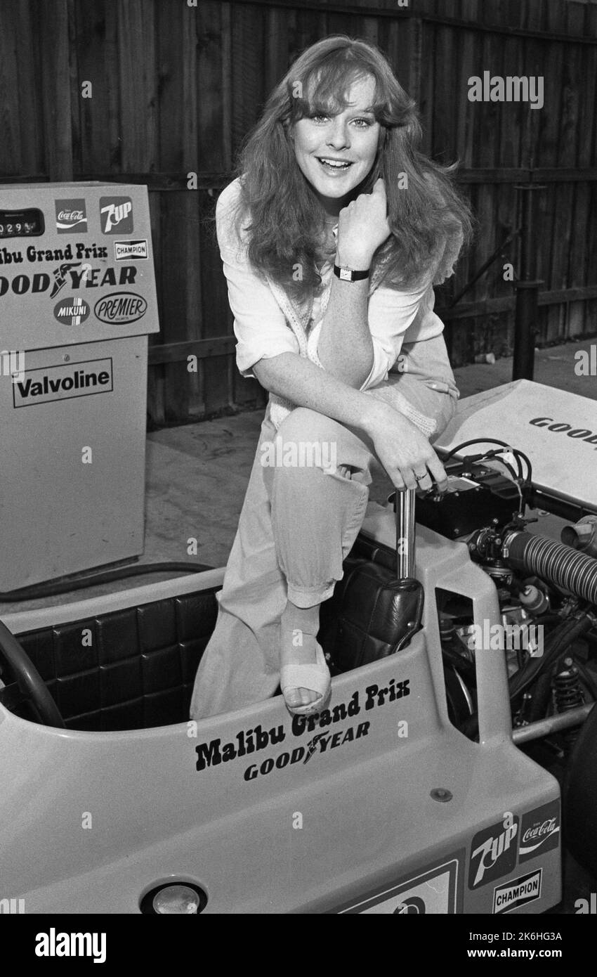 Mary Elizabeth Mcdonough Hot