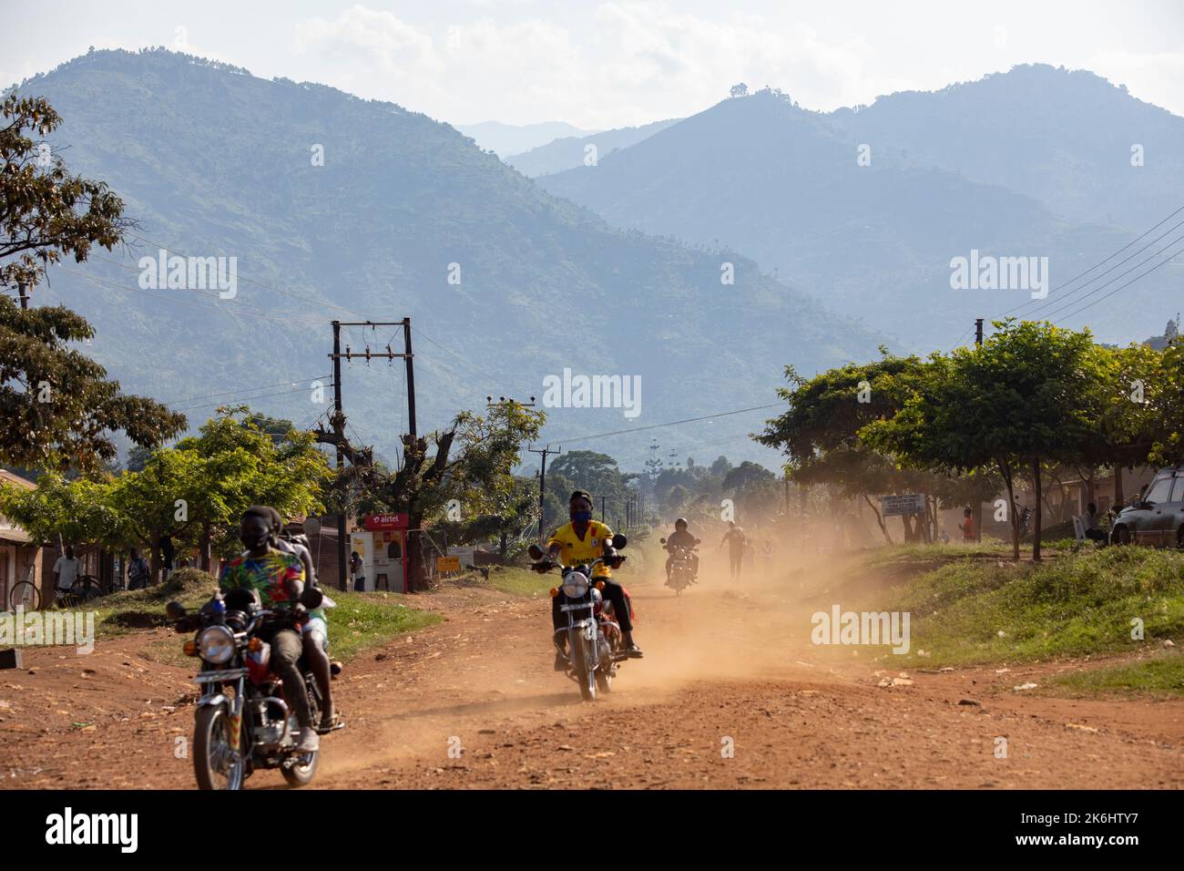 Small town along a dirt road through the Rwenzori Mountains in Kasese, Uganda, East Africa. Stock Photo