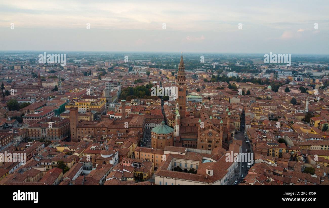 4k video aerial view medieval hi-res stock photography and images - Alamy
