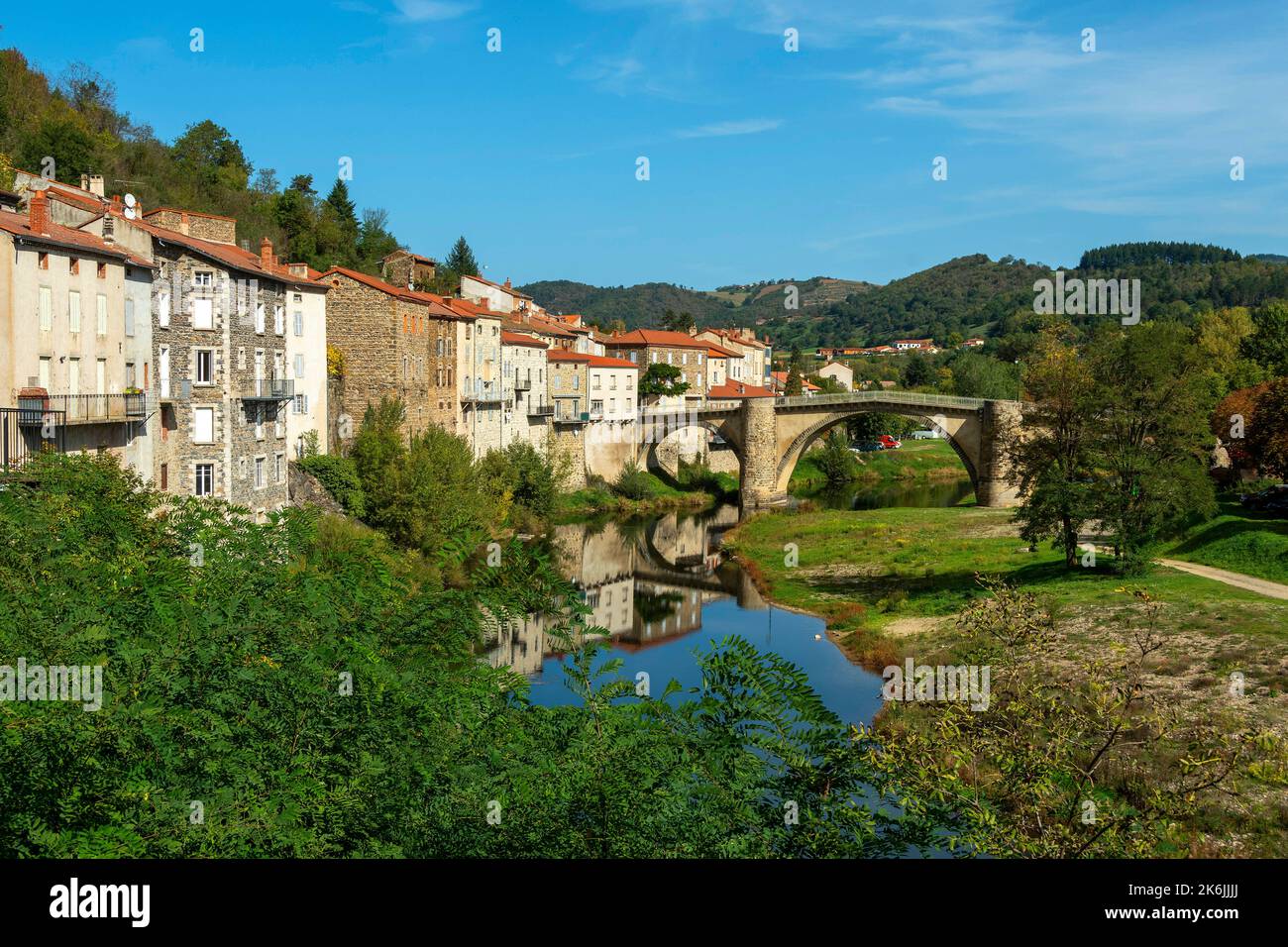 Lavoute Chilhac labelled Les Plus Beaux Villages de France.on river Allier, Haute-Loire, Auvergne-Rhone-Alpes.France Stock Photo