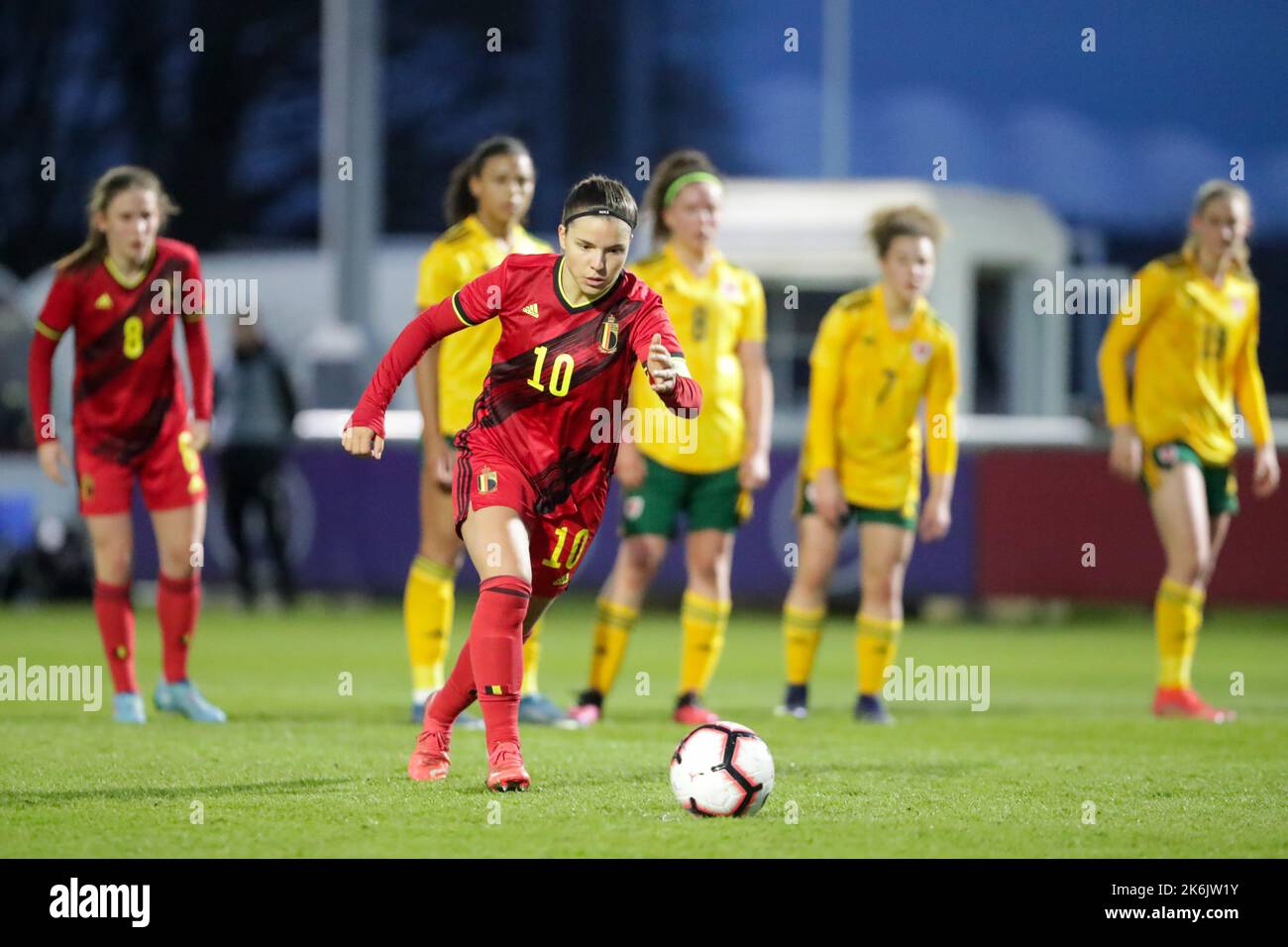 Tamires (#37 Corinthians) during the Campeonato Paulista Feminino football  match between Corinthians x Santos at Parque Sao Jorge in Sao Paulo,  Brazil. Richard Callis/SPP Credit: SPP Sport Press Photo. /Alamy Live News