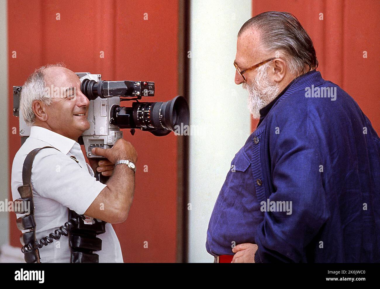 Director Sergio Leone with director of photography Tonino Delli Colli photographed in Venice (Italy) in 1984 Sergio Leone - The Italian who invented America, Produced by Sky Studios and Sky Italia with Leone Film Group, the company managed by Sergio's children, the documentary offers, in addition to that of Miller, testimonies of characters such as Clint Eastwood, Robert De Niro, Martin Scorsese, Steven Spielberg, Jennifer Connelly, Quentin Tarantino, Giuseppe Tornatore, Darren Aronofsky, Ennio Morricone, Carlo Verdone, Damien Chazelle, Eli Wallach, Arnon Milchan, Jacques Audiard, Tsui Hark, D Stock Photo