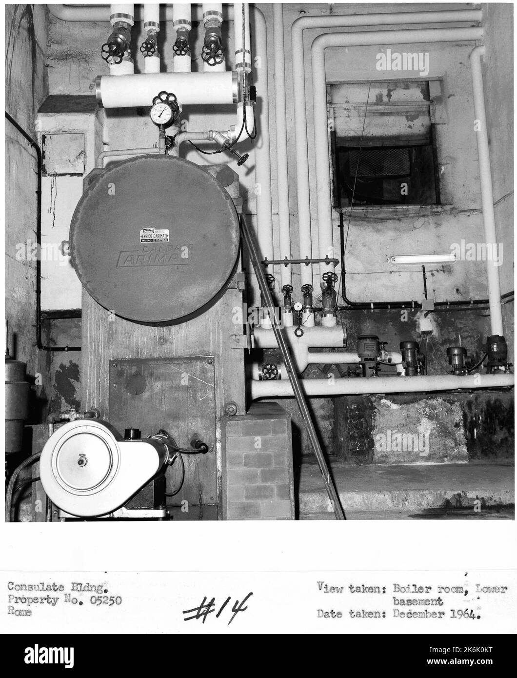 Annex office building Cut Out Stock Images & Pictures - Alamy