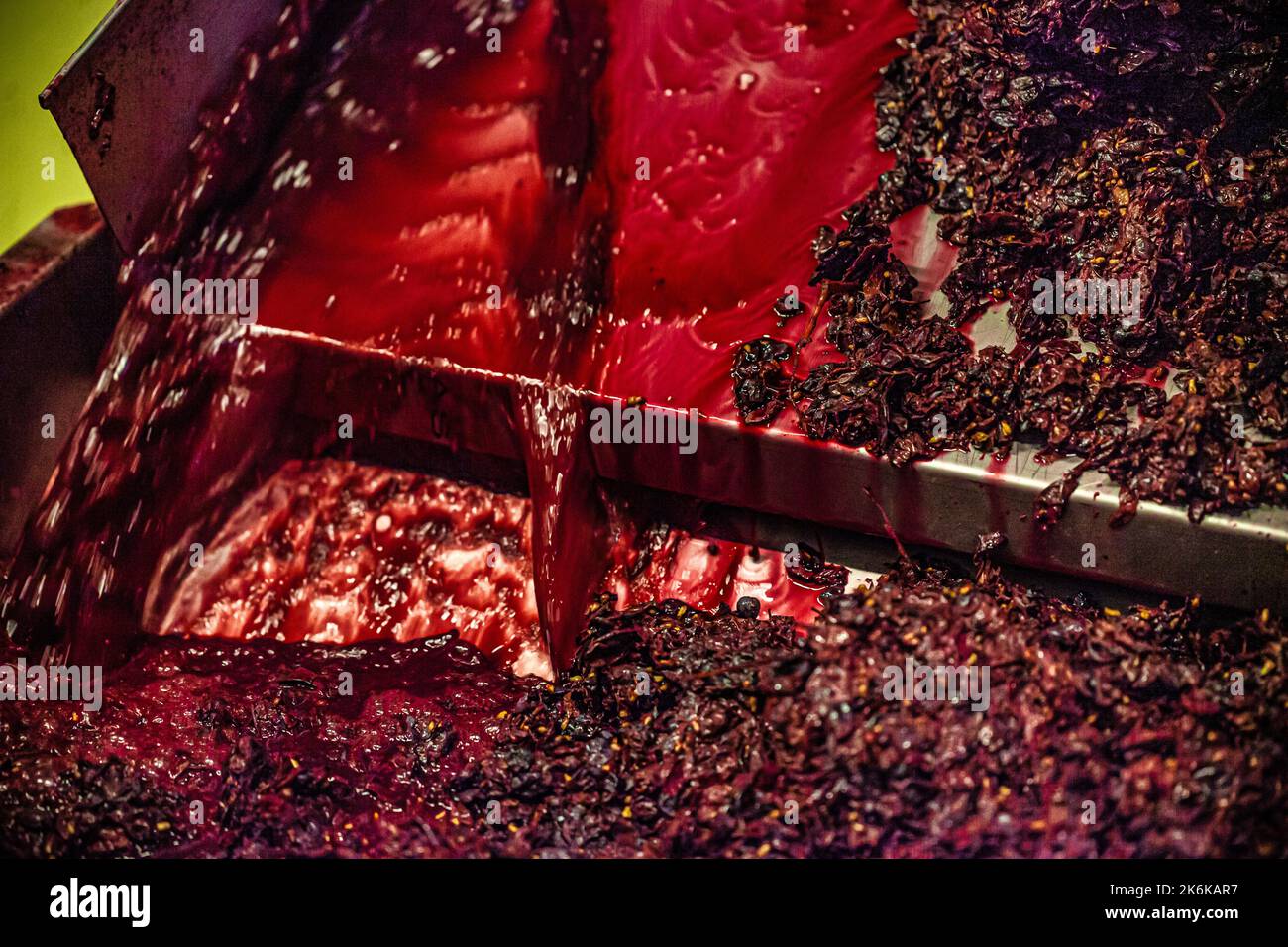 Devatting A Tank Of Red Wine Stock Photo Alamy devatting-a-tank-of-red-wine-stock-photo-alamy