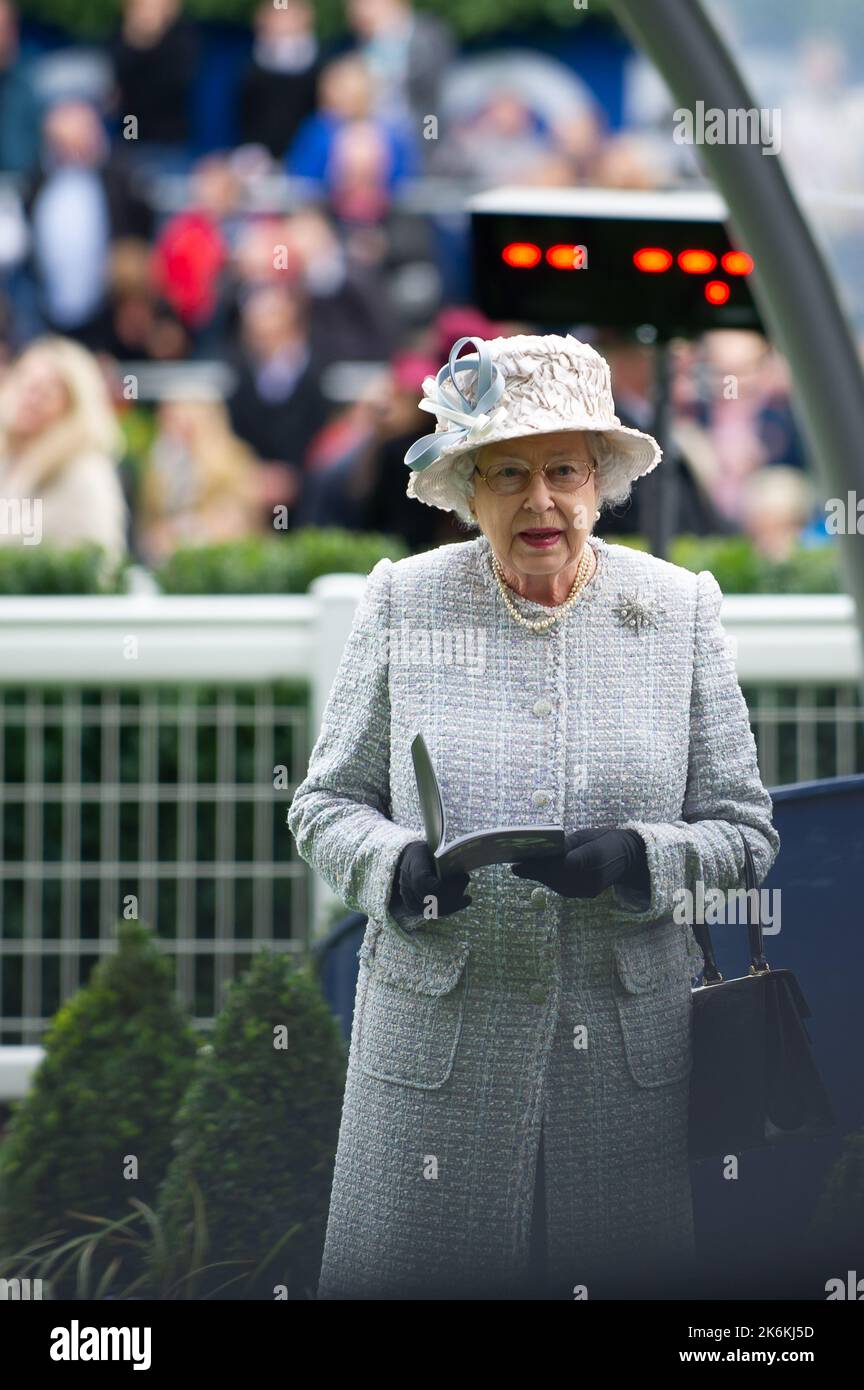 Ascot, Berkshire, UK. 20th October, 2012. Her Majesty the Queen in the ...