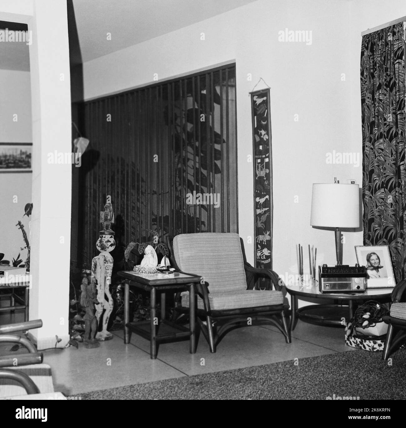 Abidjan ivory coast buildings Black and White Stock Photos & Images - Alamy