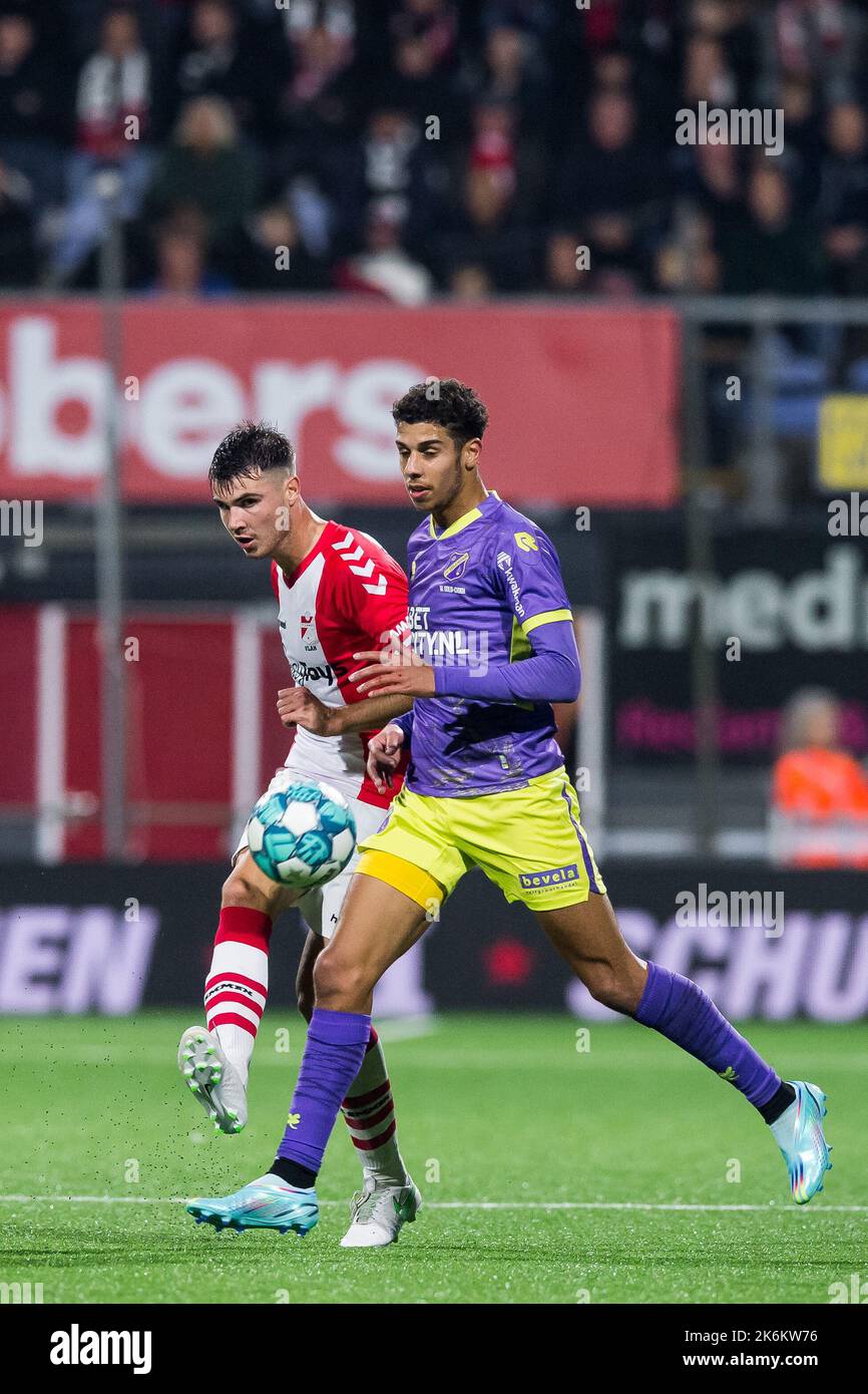 EMMEN - (lr) Jari Vlak of FC Emmen, Walid Ould-Chikh of FC Volendam