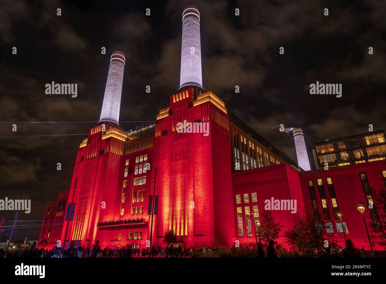 London, UK. 14th October, 2022. Battersea Power Station celebrates opening its doors to the public. The art deco structure has been lying derelict for decades but was officially reopened as part of a £9 billion regeneration project. At its peak it supplied a fifth of London’s electricity — including to Buckingham Palace and the Houses of Parliament — but it closed in 1983 and has been unused since. Credit: Guy Corbishley/Alamy Live News Stock Photo