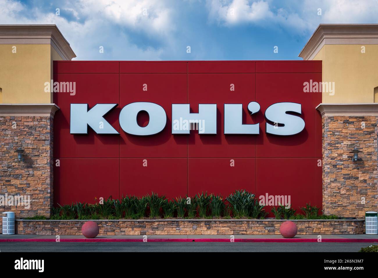 Upland, CA – Oct 12, 2022: Kohl’s is America's largest department store retail chain. It is operated by Kohl’s Corporation. Stock Photo