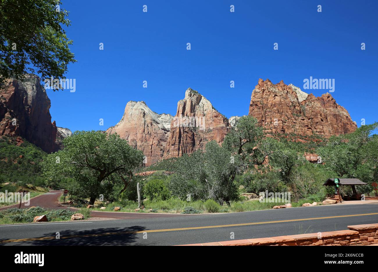 The trail to the Court of the Patriarchs - Zion National Park, Utah Stock Photo