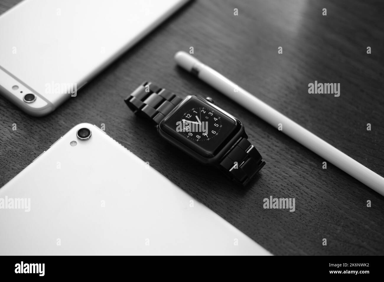 Premium high tech made in the silicon valley, in this image as part of a clean desk work setup, helping to boost productivity and creativity Stock Photo