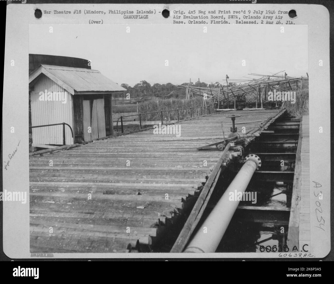 Battlefield camouflage Black and White Stock Photos & Images - Alamy