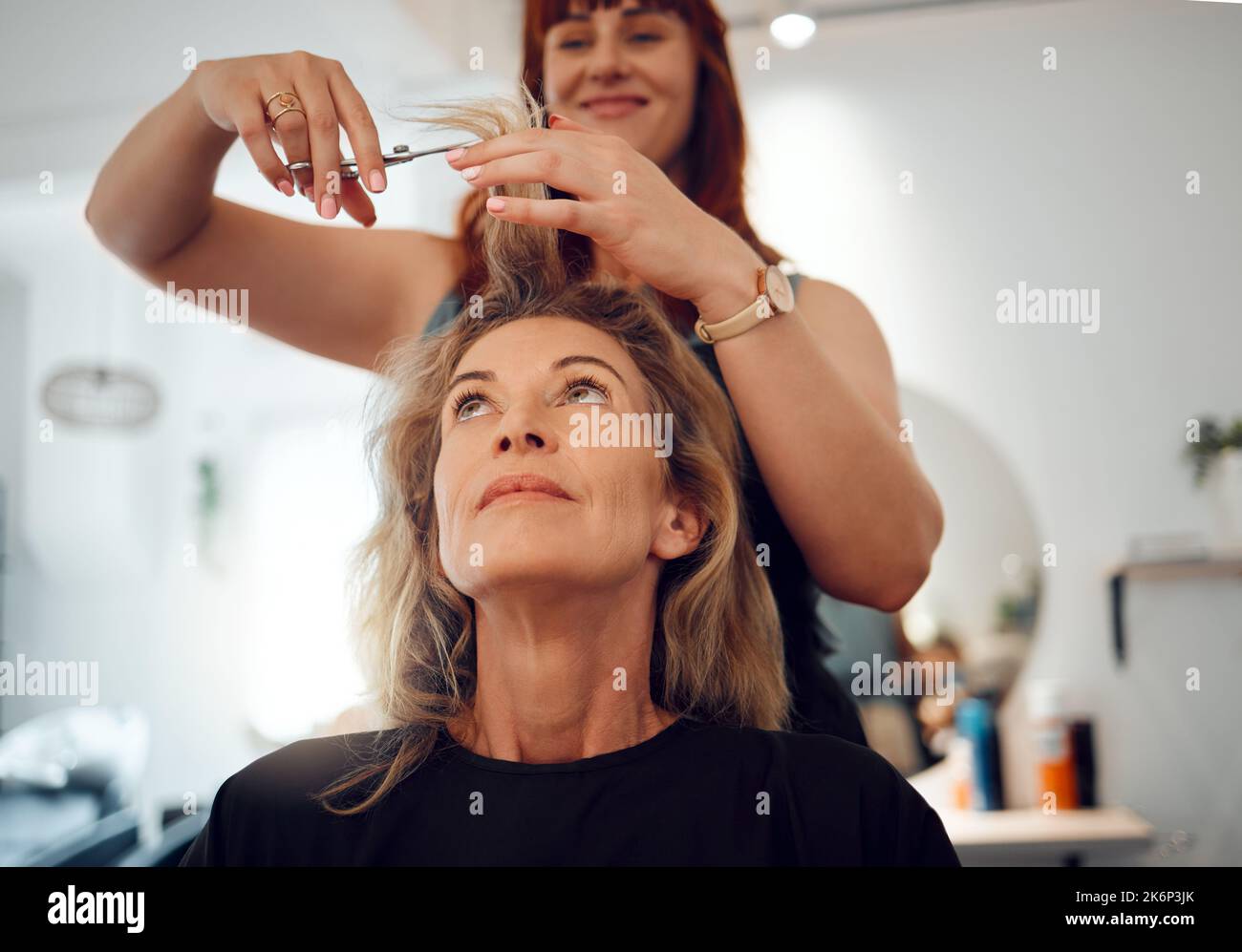 Senior woman in hair salon hires stock photography and images Alamy