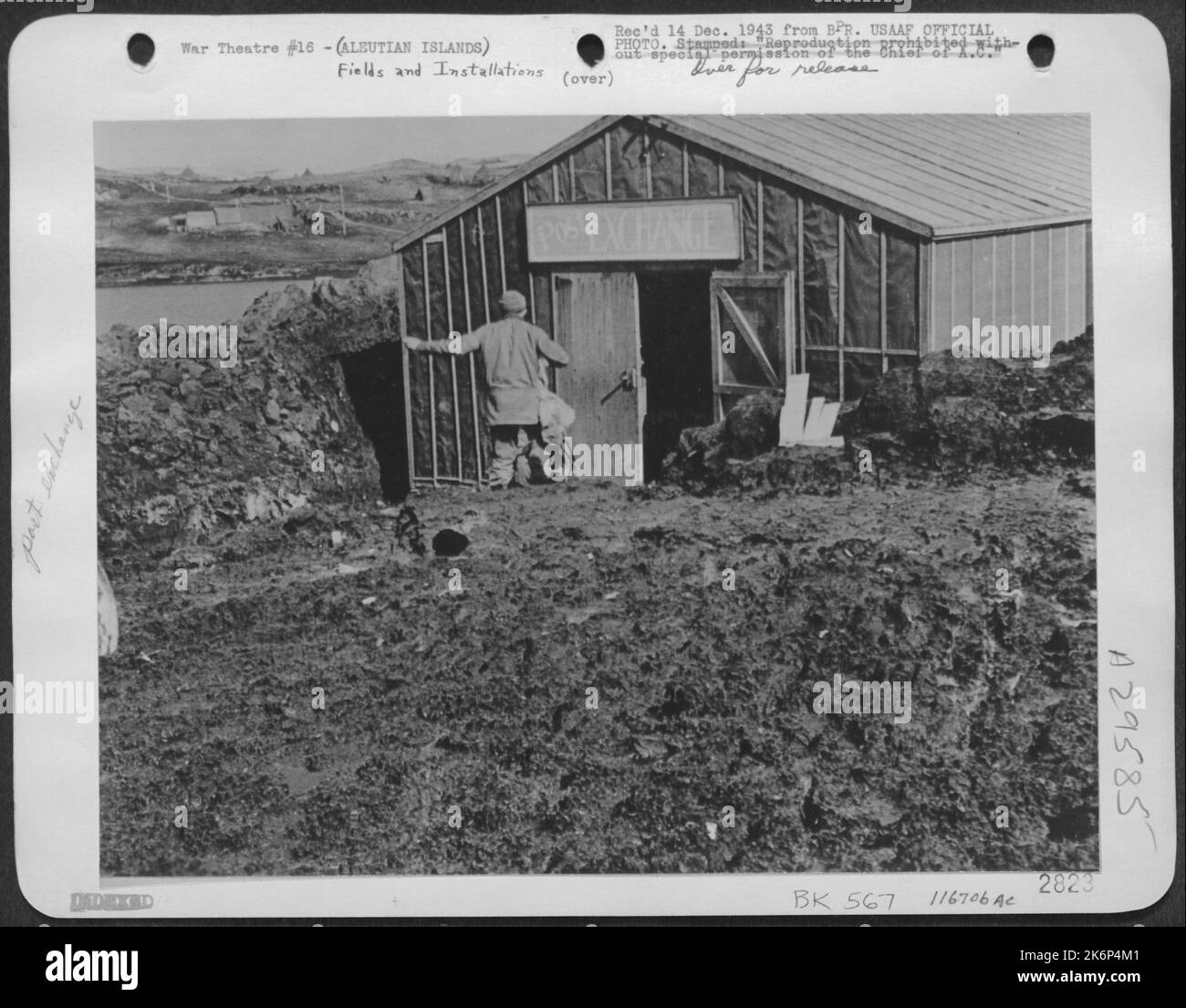 american tobacco exchange Tobacco exchange Black and White Stock Photos & Images