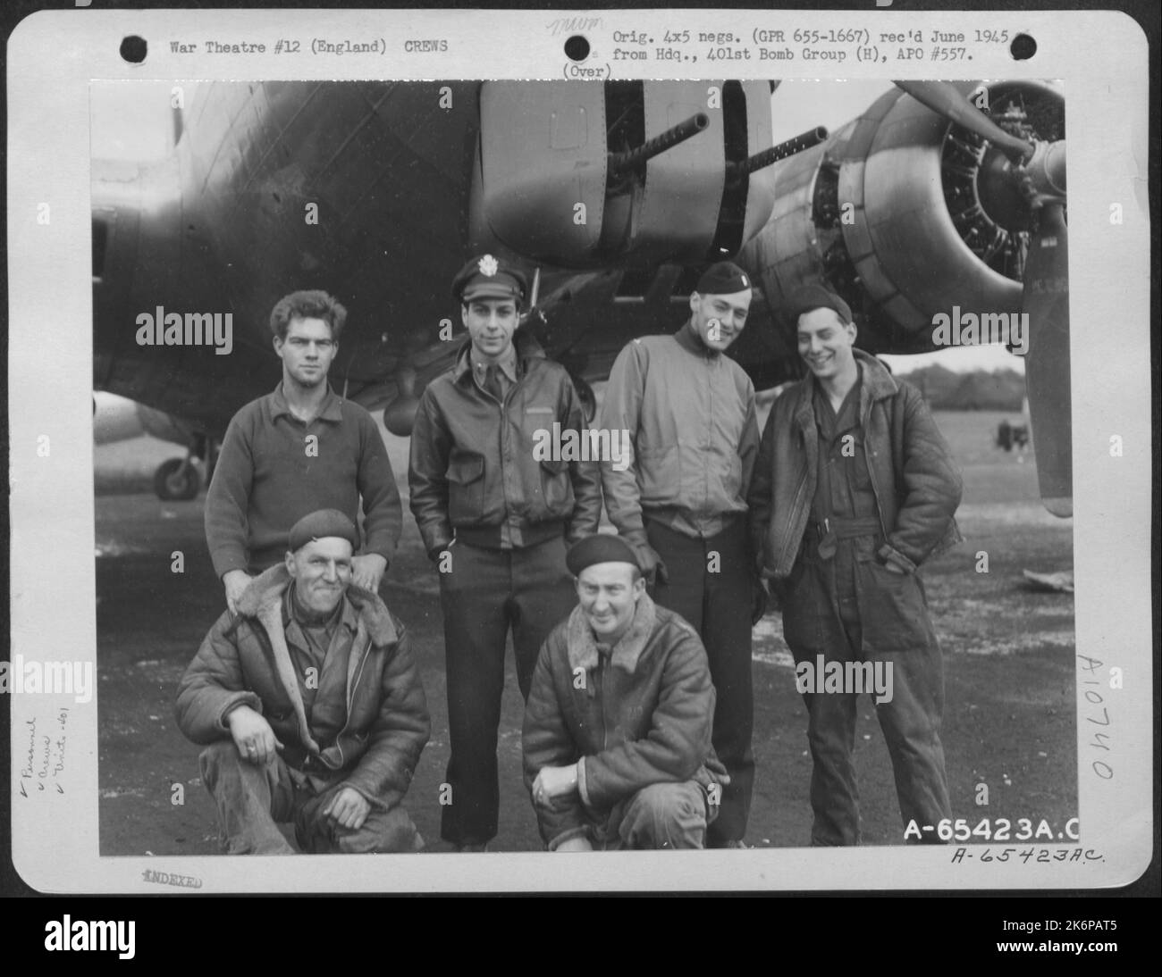 Lt. Reese And Crew Of The 401St Bomb Group Beside A Boeing B-17 "Flying ...