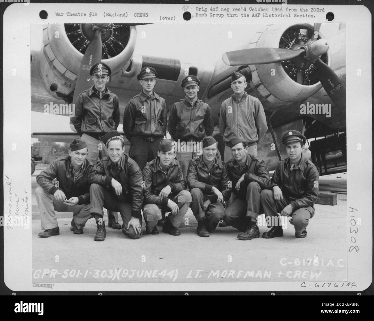 Lt. Robert Moreman And Crew Of The 303Rd Bomb Group Beside A Boeing B ...