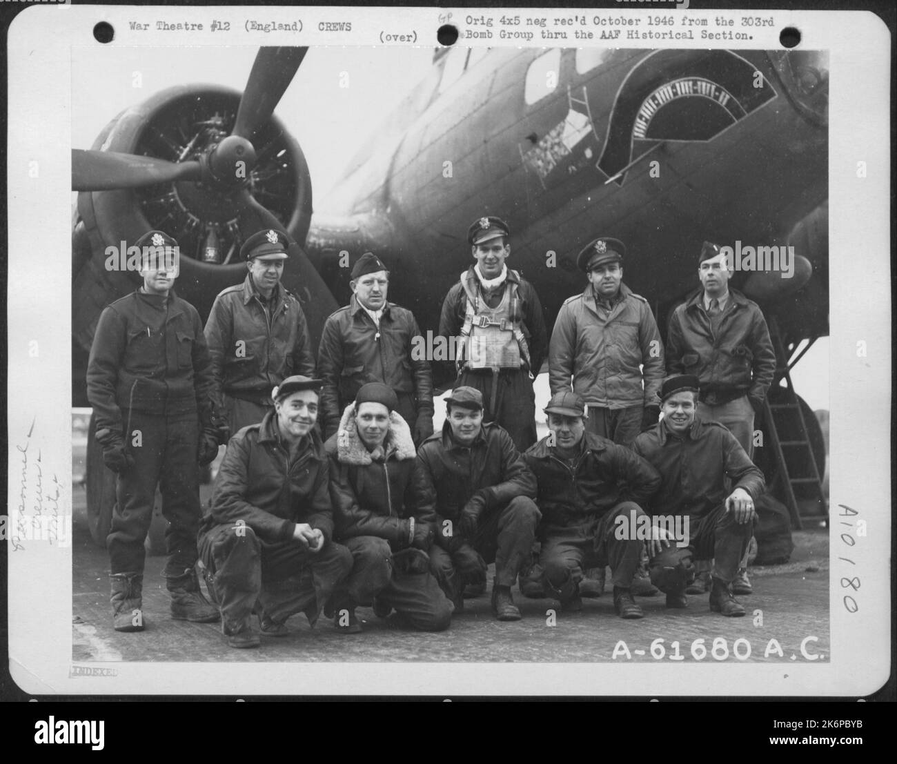 Major Shaylor And Lead Crew On Bombing Mission To Frankfurt, Germany Pose In Front Of A Boeing B-17 Flying Fortress. 360Th Bomb Squadron, 303Rd Bomb Group, England. 5 February 1944. Acft Formerly Named 'Satans Workshop'. Stock Photo