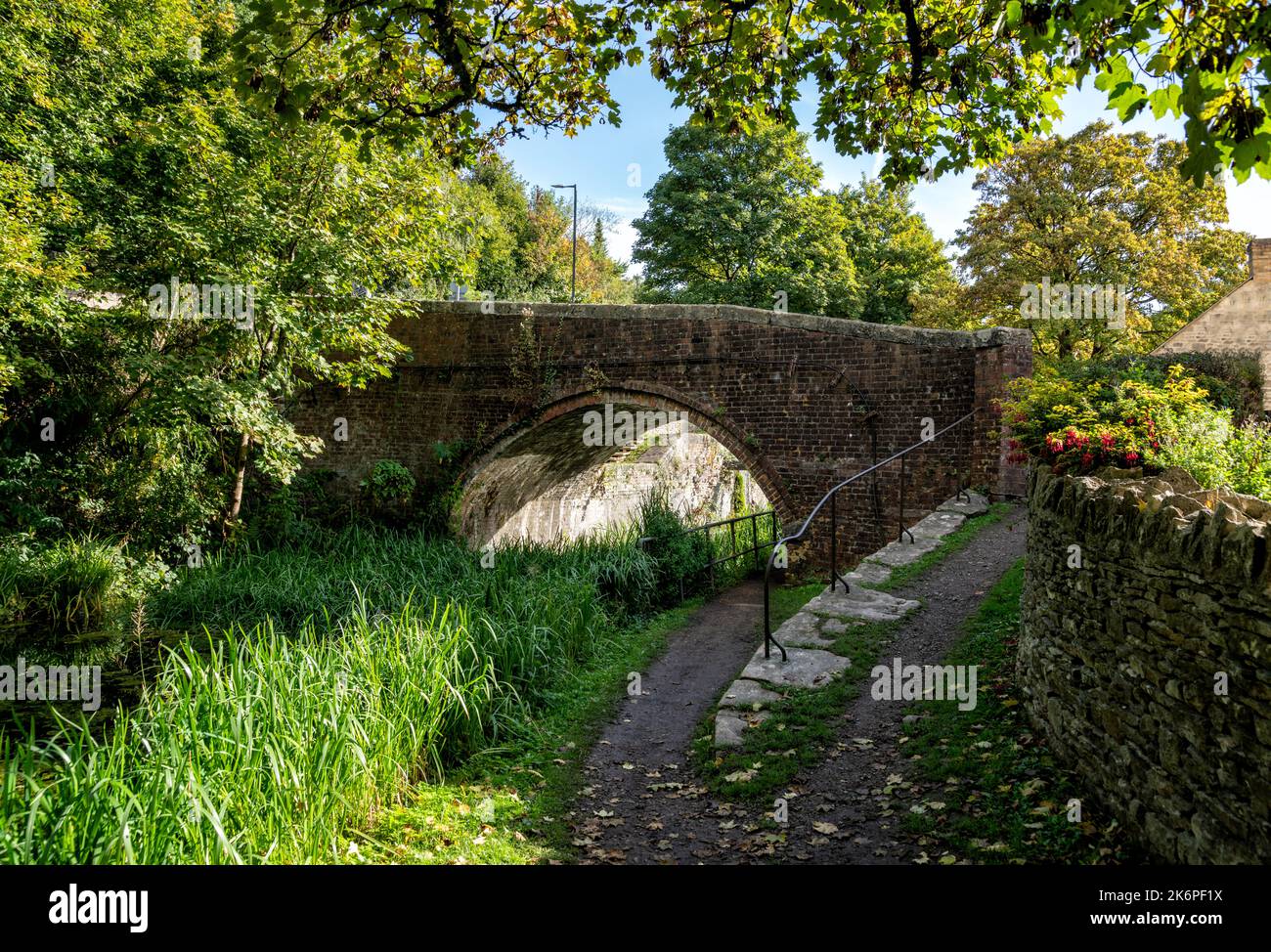 Bourne Lock Bridge, Brimscombe, Stroud, Cotswolds, England, United Kingdom Stock Photo