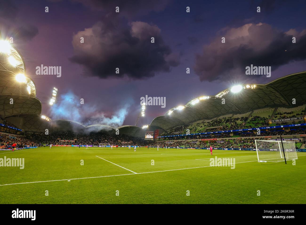 Melbourne, Victoria, Australia. 15th Oct, 2022. MELBOURNE, AUSTRALIA - OCTOBER 15: Melbourne Victory play Western Sydney Wanderers in round two of the 2022-2023 Isuze UTE A-League season at AAMI Park on 15th October 2022 (Credit Image: © Chris Putnam/ZUMA Press Wire) Stock Photo