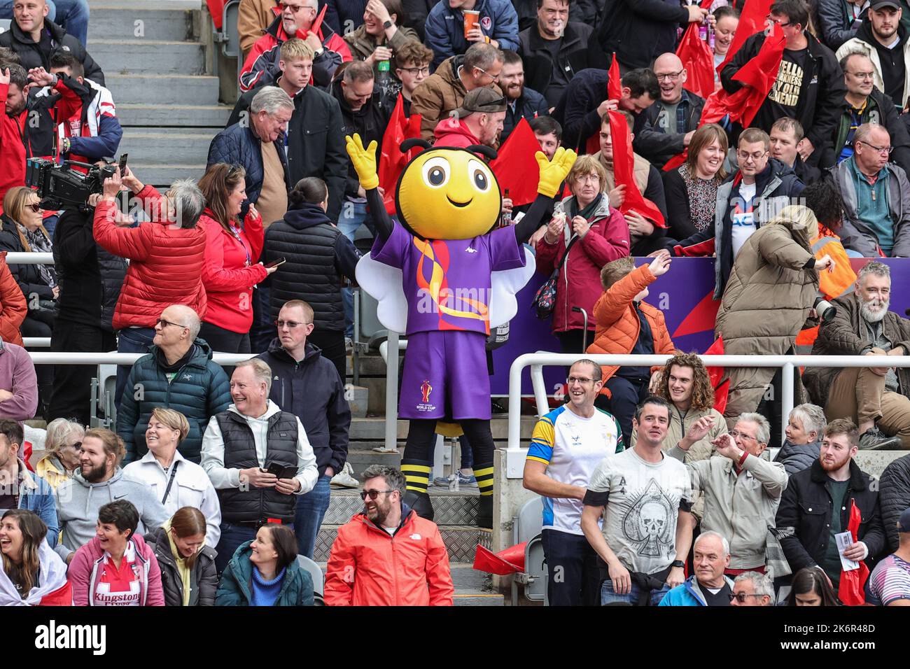 Newcastle united mascot hi-res stock photography and images - Alamy