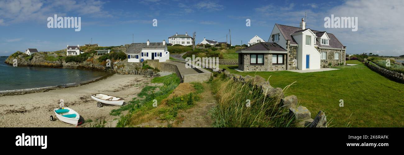 Rhoscolyn Bay, Anglesey, North Wales, United Kingdom Stock Photo Alamy