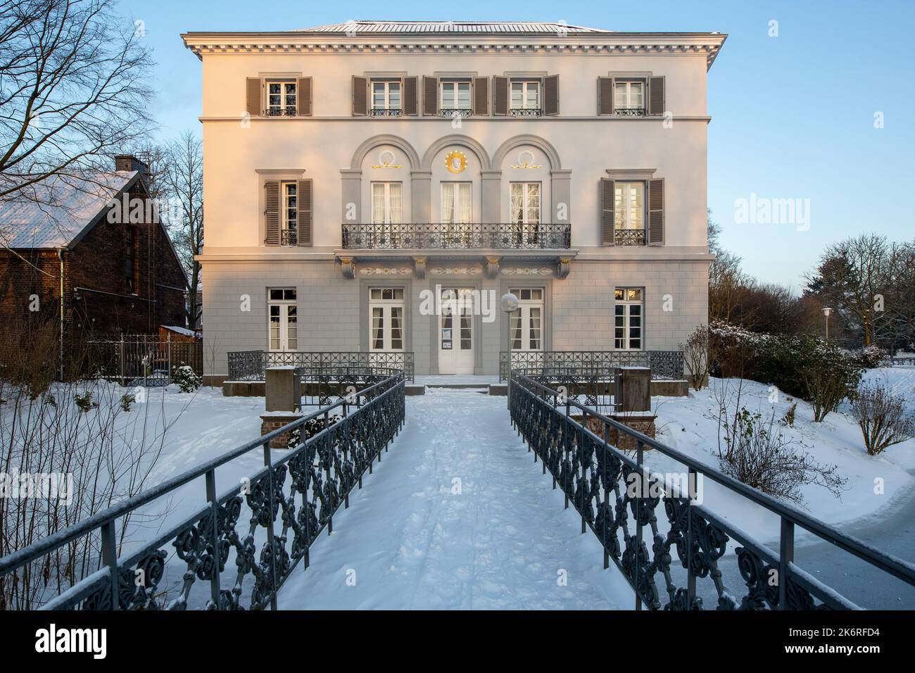 KrefeldBockum FrontView to House of Sollbrueggen a former Noble Seat and today a music