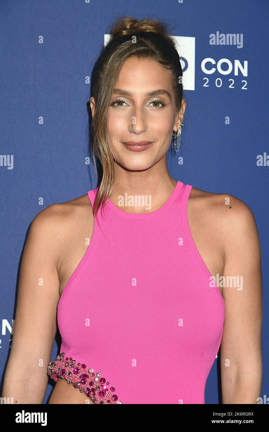 Amanda batula hires stock photography and images Alamy