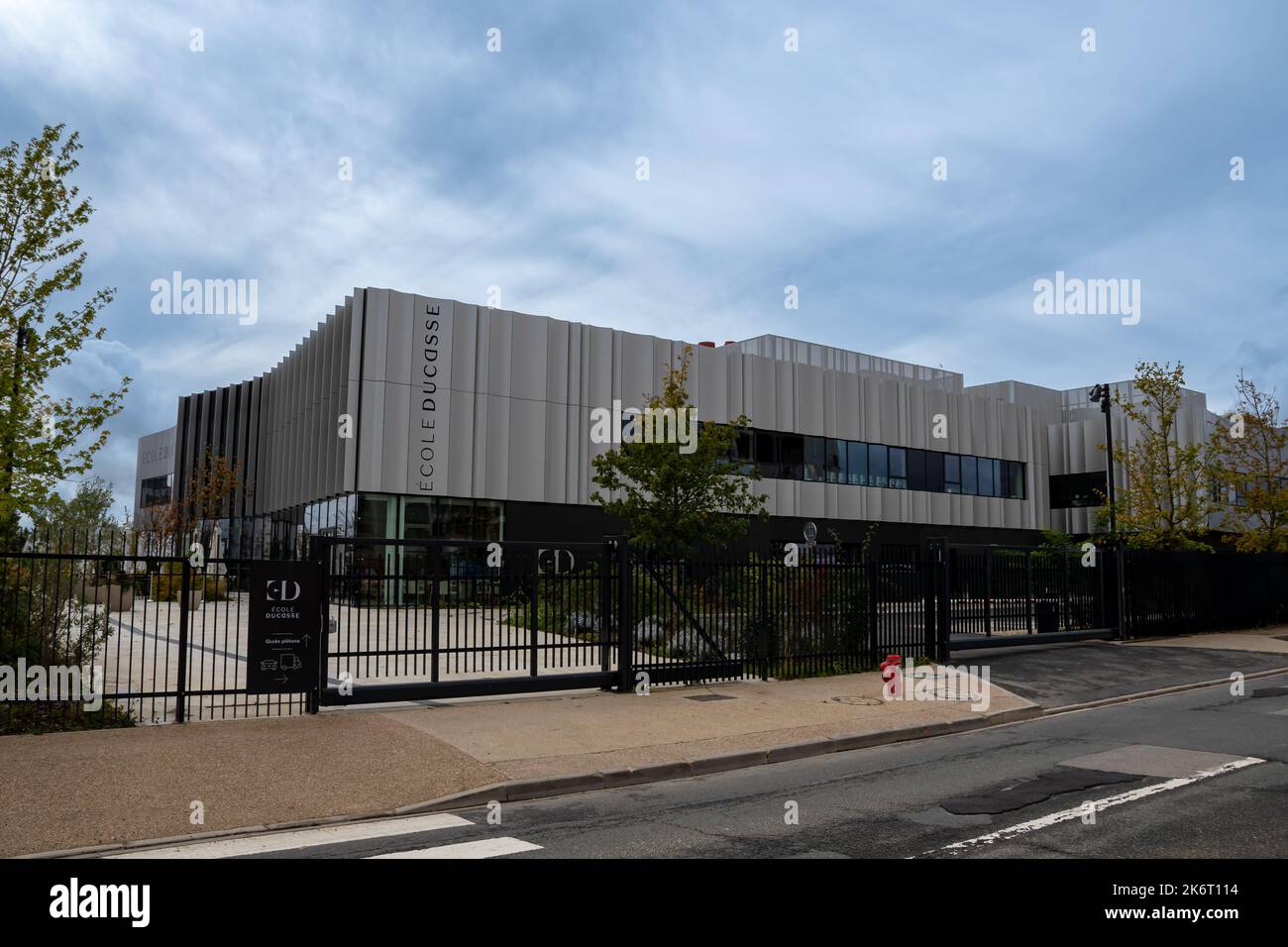 Exterior view of the main campus of Ecole Ducasse, a world renowned French school specializing in cooking, pastry and culinary arts training Stock Photo