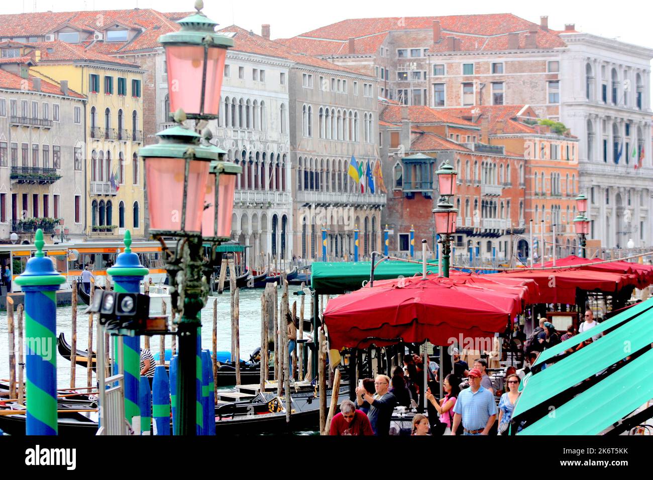 Restaurants near Rialto Bridge in Venice Stock Photo