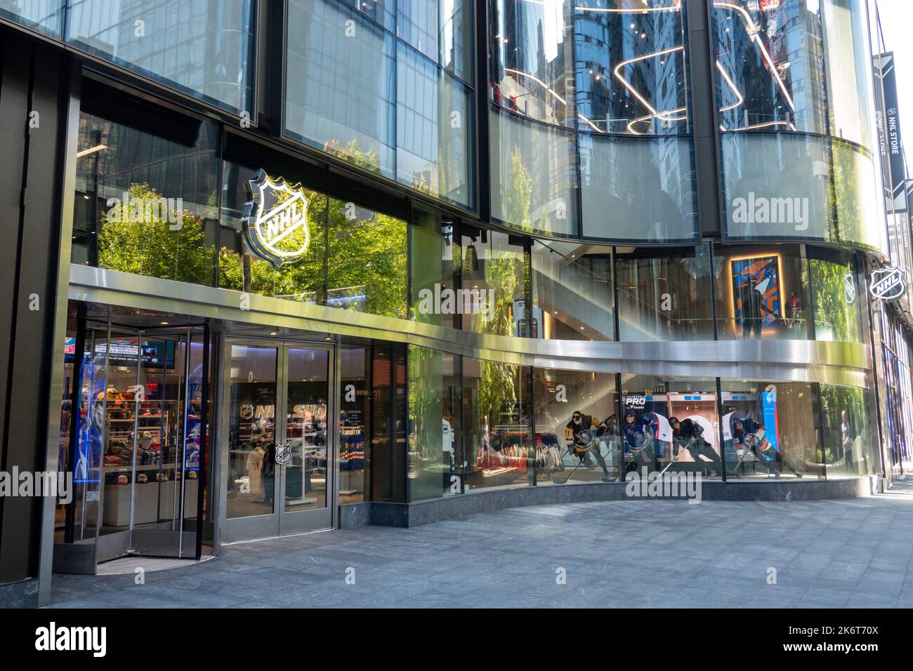 The new NHL Flagship Shop is located in Hudson Yards and offers hockey