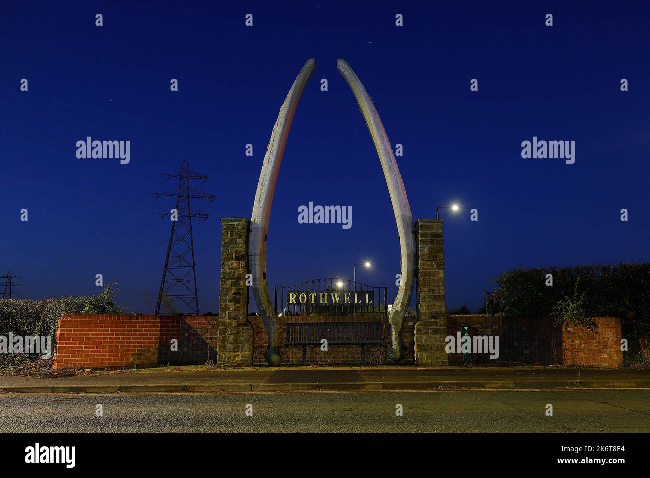 The whalebone arch on Wood Lane in Rothwell,Leeds,West YorkshireUK Stock Photo