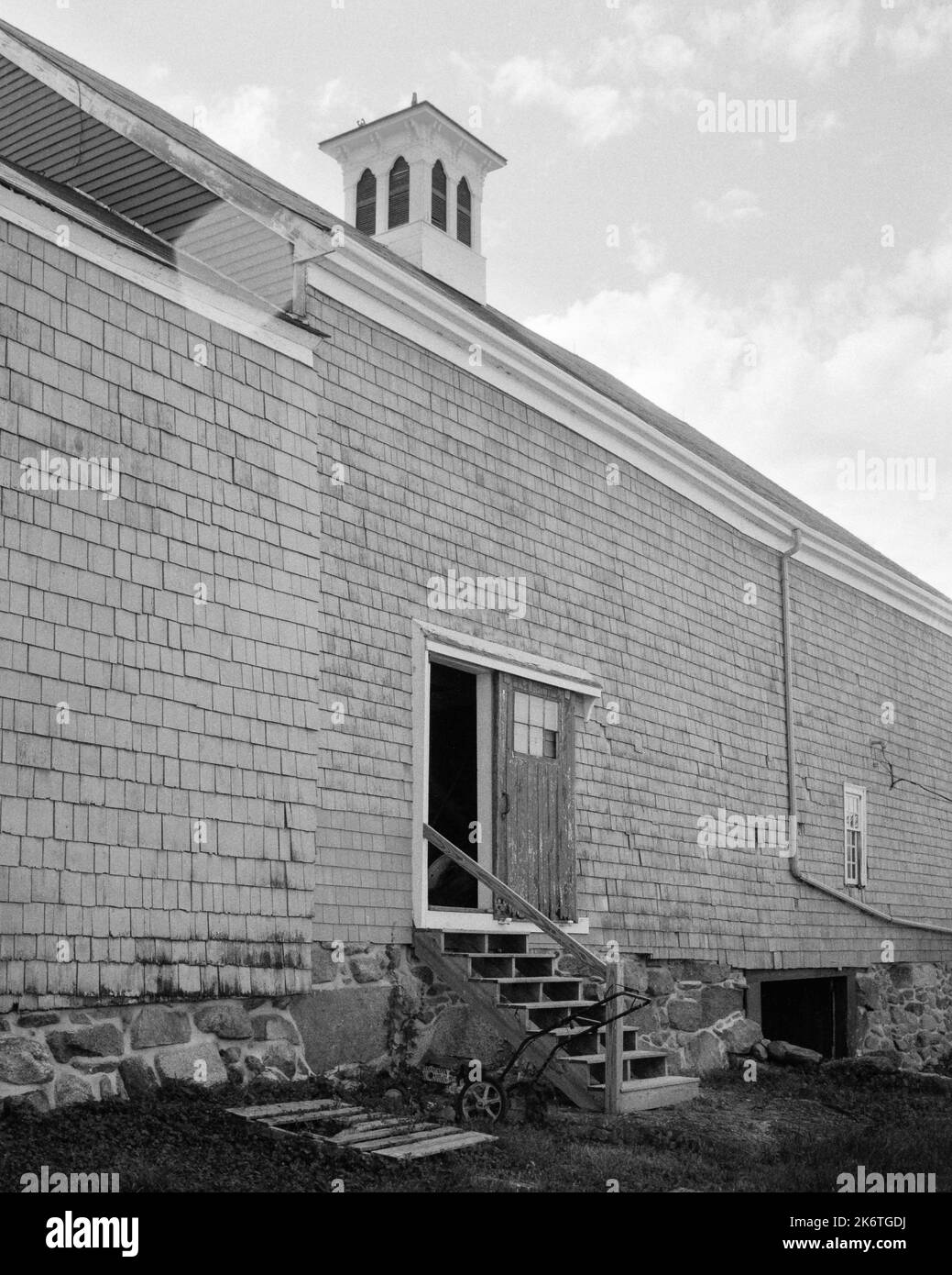 Wooden Timber Farm Building Black And White Stock Photos Images Alamy top-view-of-the-courtyard-of-an-old-spanish-colonial-period-house-in