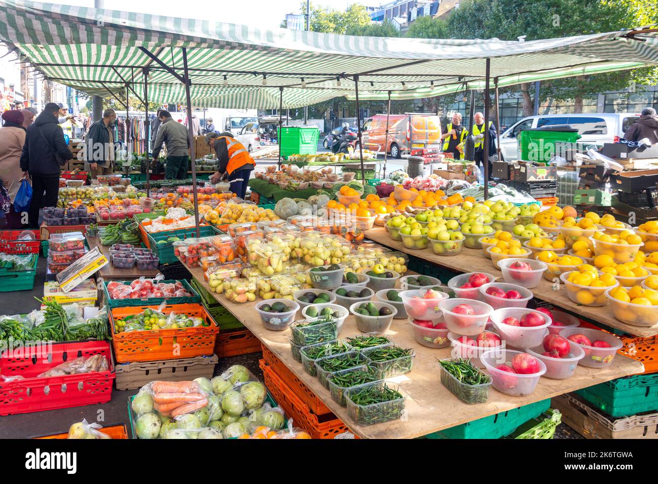 Fruit and vegetable stall in market, Whitechapel Road, Whitechapel, The London Borough of Tower Hamlets, Greater London, England, United Kingdom Stock Photo