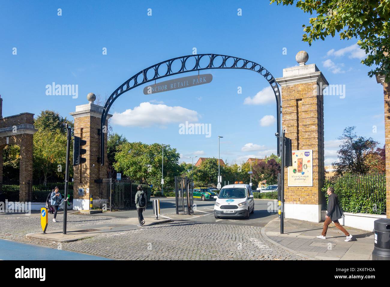 Entrance to Anchor Retail Park, Mile End Road, Bethnal Green, London Borough of Tower Hamlets, Greater London, England, United Kingdom Stock Photo