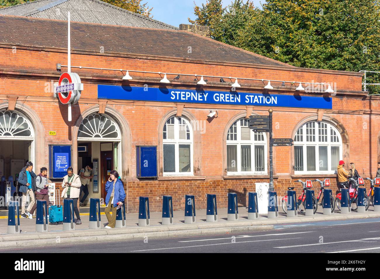 Stepney Green Underground Station, Mile End Road, Bethnal Green, London Borough of Tower Hamlets, Greater London, England, United Kingdom Stock Photo