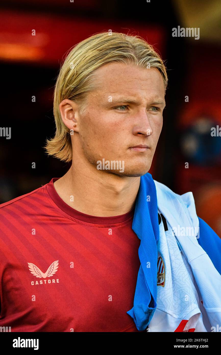 MALLORCA, SPAIN - OCTOBER 15: Kasper Dolberg of Sevilla CF during the match between RCD Mallorca and Sevilla CF of La Liga Santander on October 15, 2022 at Son Moix Stadium of Mallorca, Spain. (Photo by Samuel Carreño/PxImages) Credit: Px Images/Alamy Live News Stock Photo