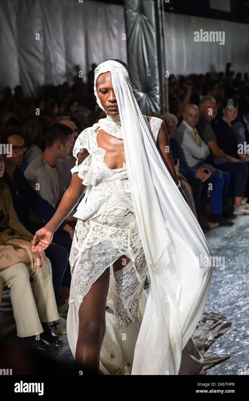 Hyeres, France. 14th Oct, 2022. A model walks the runway during Fernando Miro and Alizee Loubet fashion show at Hyeres international Fashion festival 2022 The 37th International Fashion Festival will take place in Hyeres (France) at the Villa Noailles from October 13 to 16, 2022. Ten young designers are competing for the Grand Prix. Credit: SOPA Images Limited/Alamy Live News Stock Photo