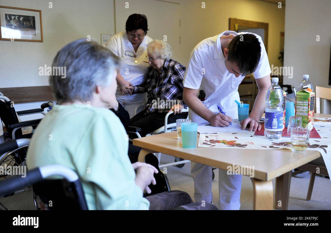 Exemplary care in old people's homes, such as here in the senior citizens' centre of the Arbeiterwohlfahrt (AWO), is not found everywhere. The Stock Photo