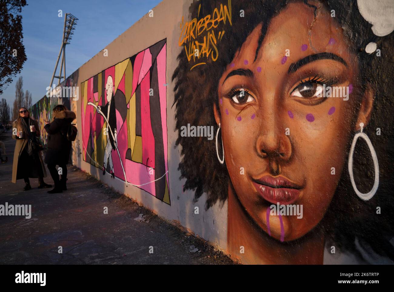 Eme street art hi-res stock photography and images - Alamy