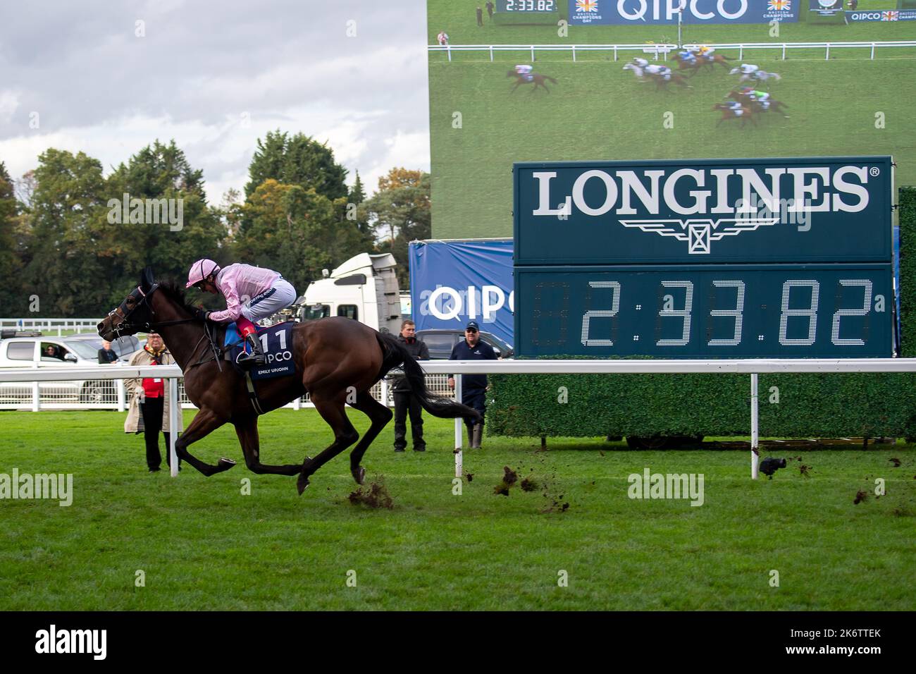 Ascot, Berkshire, UK. 15th October, 2022. Horse Emily Upjohn ridden by jockey Frankie Dettori wins the QIPCO British Champions Filles and Mares Stakes (Class 1) (Group 1) (British Champions Series). Owner Lord Andrew Lloyd Webber. Trainer John and Thandy Gosden, Newmarket. Breeder Lordship Stud and Sunderland Holding Inc2. Credit: Maureen McLean/Alamy Live News Stock Photo