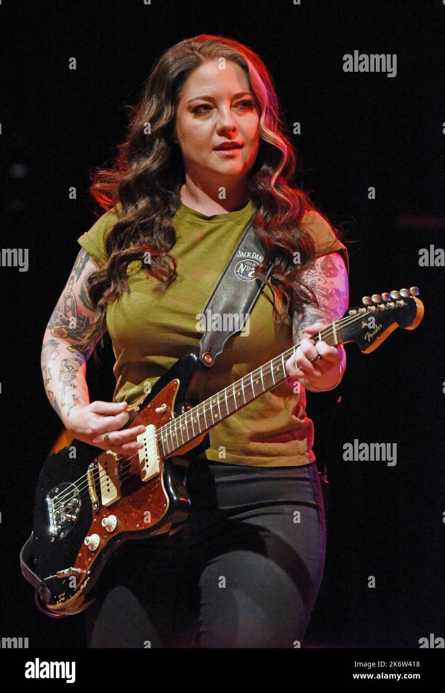 Hiawassee, GA, USA. 15th Oct, 2022. Ashley McBryde on stage for Ashley
