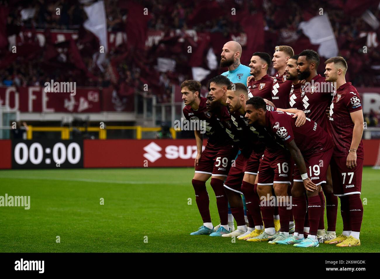 Turin, Italy. 20 May 2022. Players of Torino FC pose for a team photo prior  to the Serie A football match between Torino FC and AS Roma. Credit: Nicolò  Campo/Alamy Live News