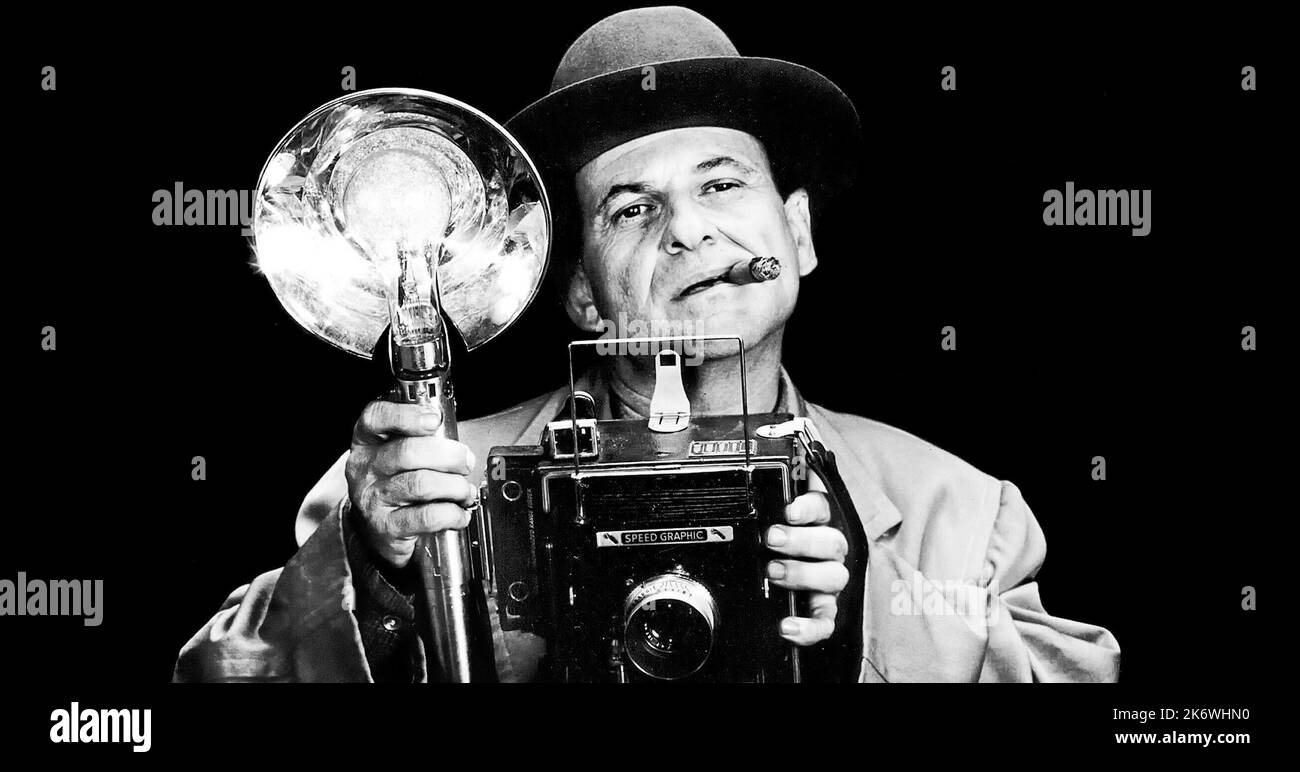 JOE PESCI in THE PUBLIC EYE (1992), directed by HOWARD FRANKLIN. Credit