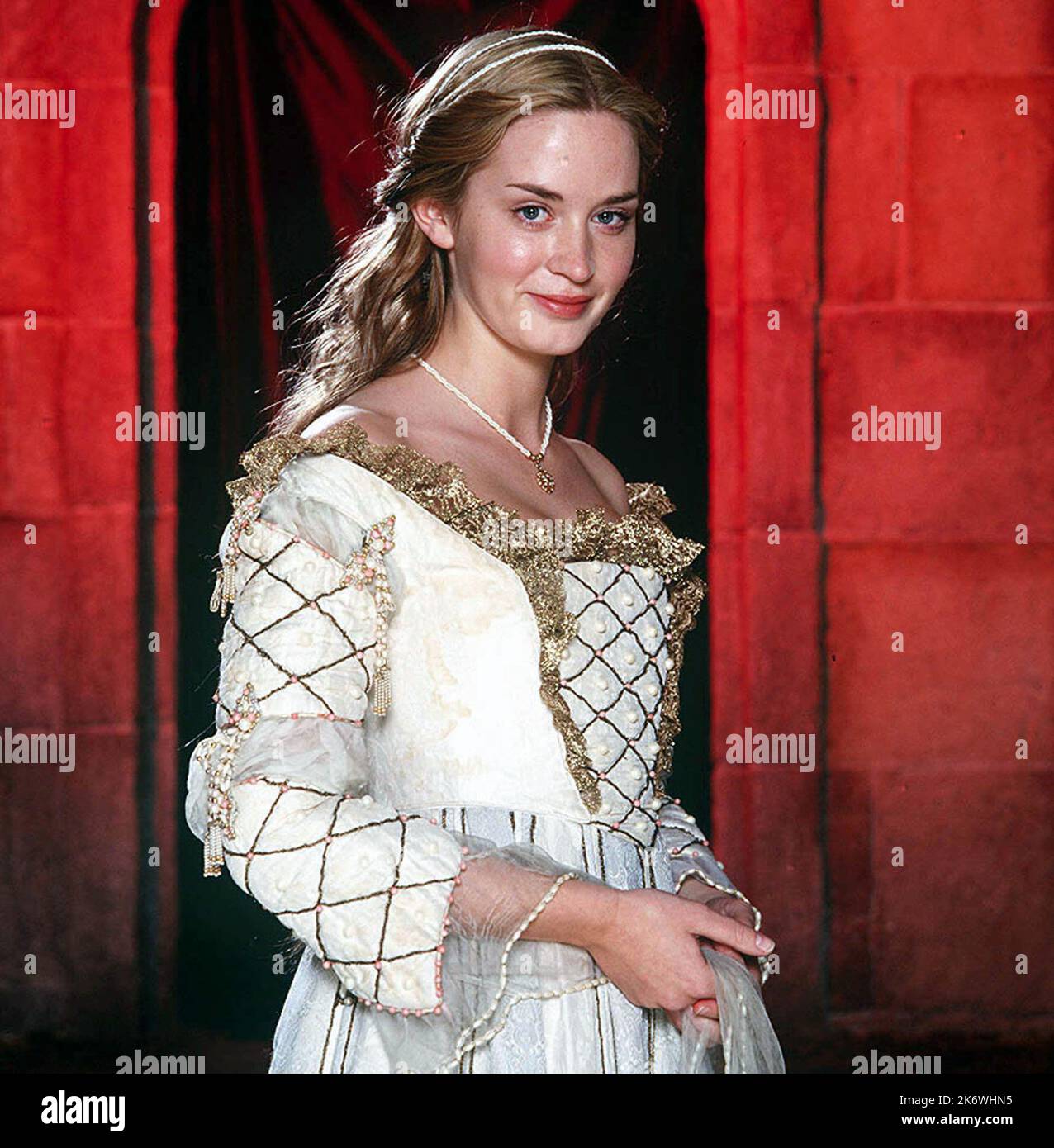 Photo inspiration: Visual Reference: Emily Blunt In Henry Viii 2003 Directed By Pete Travis