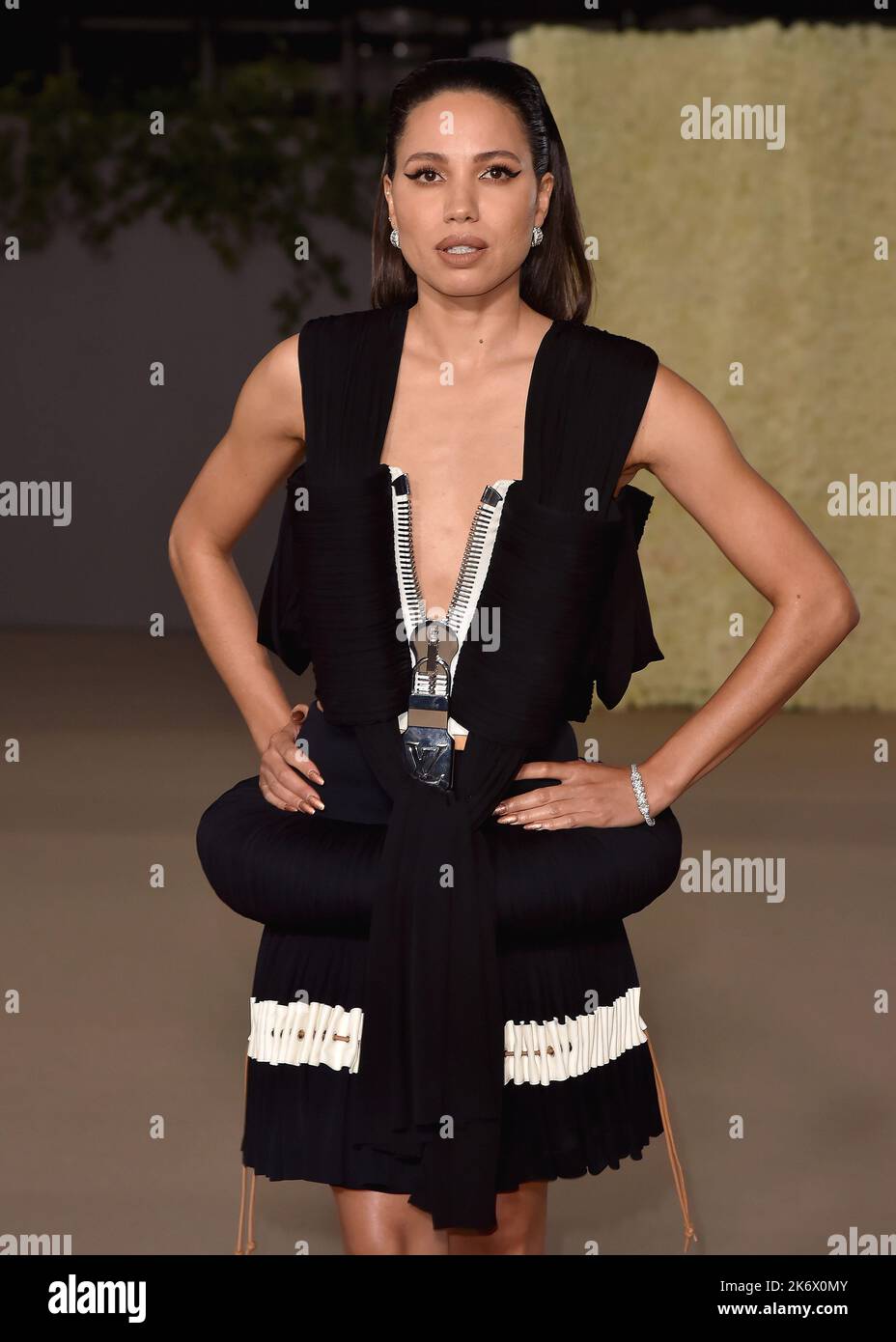 Los Angeles, USA. 15th Oct, 2022. Jurnee Smollett walking the red